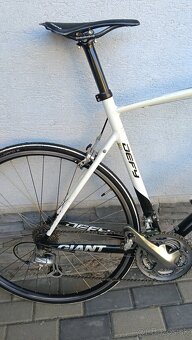 Giant Defy 4 - 2