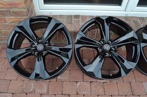 5x112 R19 Hlinikove disky Original Cupra Ateca - 2