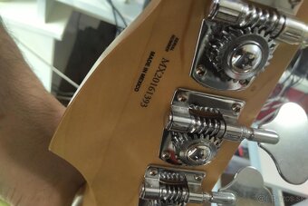 Fender Player Series P Bass MN 3-Tone Sunburst basgitara - 2