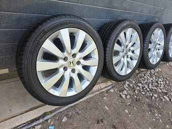 Letná Sada Honda Civic 5x114,3+Vredestein 225/45 R17 - 2