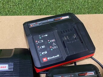 Einhell Power X-Change Nabíjačka - 2