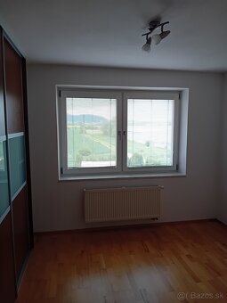 3 izbový byt Dubnica nad Váhom s vlastnou záhradkou - 2