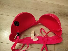 Victoria secret 34C - 2