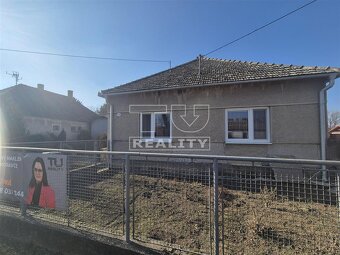 Exkluzívne na predaj rodinný dom v Slepčanoch, pozemok... - 2