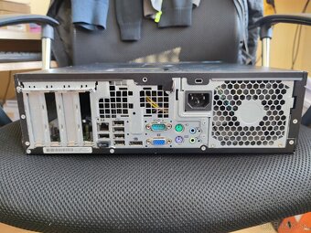 HP Compaq 8000 Elite SFF - 2