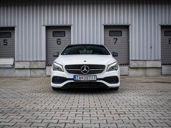 Mercedes-Benz CLA Kupé 250 AMG Line A/T - 2