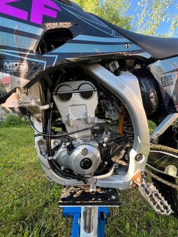 Yamaha yzf 250 - 2