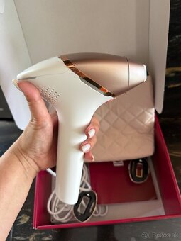 Philips Lumea IPL 9900 SkinAI BRI973/00 - 2