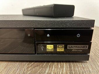 Prehrávač Blu-ray™ s rozlíšením 4K Ultra HD | UBP-X800 - 2