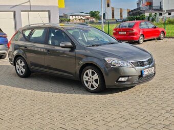 Kia Ceed SW 1,6 Benzin 86000km - 2
