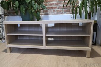 Ikea Besta skrinka pod TV - 2