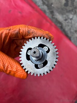 Babetta 210 ozubenie motora - 2