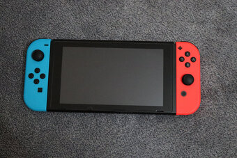 Nintendo Switch - 2