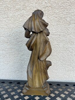 Drevená soška Panna Mária - 2