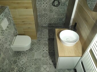 Kúpeľne a obklady - 2