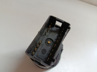 vypinac svetiel fabia 1u0941531d 20€ - 2