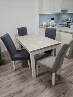 Kuchynský stôl + stoličky - 2