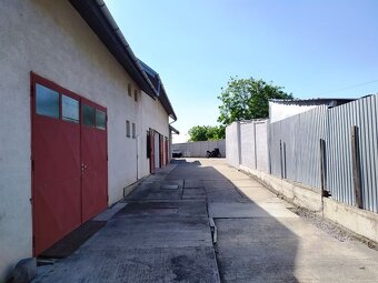 Výrobno-skladový objekt s administratívou na predaj - 2