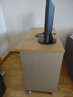 Pracovný stôl, stôl na PC - 2