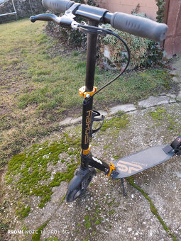 Freestyle kolobežka. - 2