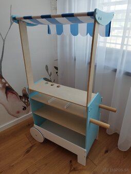 Zmrzlinovy stanok pre deti - 2