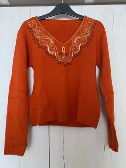 Pulóver s véčkom - 2