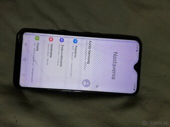 Predám Samsung galaxy A20e - 2