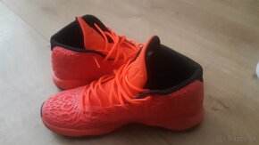 Nike Air Jordan Obuv Orange 47,5 EU - 2