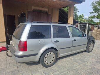 Golf 4 - 2