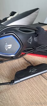 Herne sluchadla Trust GXT 488 forze - 2
