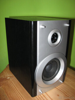 HiFi reproduktory pouzivane v garazi - 2