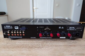 Predam stereo zosilnovac Rotel A11 Tribute cierny - 2