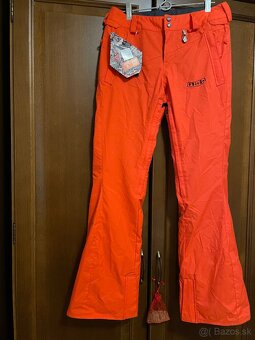 Volcom dámske lyžiarske nohavice 36 nové - 2
