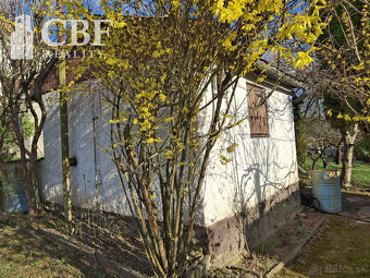 Znížená cena - Na predaj záhrada s chatou na Betliarskej ces - 2