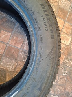 predám zimnú pneu BRIDGESTONE - 2