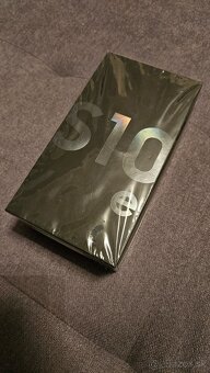 Samsung Galaxy S10e G970F 128GB čierny - 2
