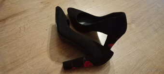 DÁMSKE LODIČKY - 2