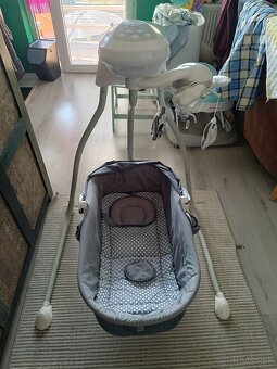 Hojdacie kreslo - postieľka - 2