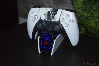 PlayStation 5 DualSense Charging Station - 2