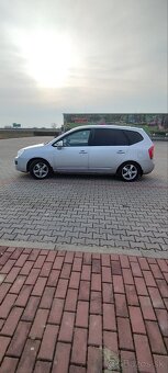 Kia Carens - 2