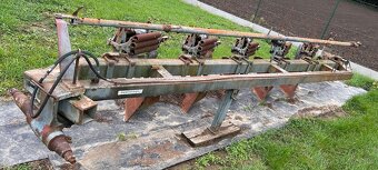 Predám pluh PHX - 2