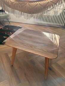 Masívny dubový stolík 65x65 cm - 2
