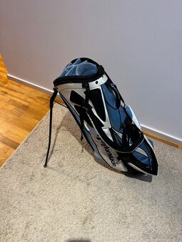 Predam “stand-bag” Taylormade - pre plnu sadu palic - 2