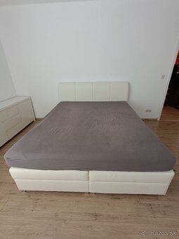 manželská posteľ s matracom - 2