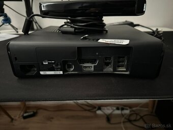 Na predaj: Xbox 360 s kinect + hry - 2