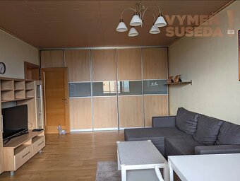 VYMEŇ SUSEDA – VÝNIMOČNÝ ZARIADENÝ 2 IZB. BYT S LOGGIOU, V - 2