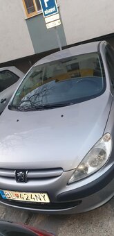 Predám peugeot 307 plne pojazdný aj na náhradné diely - 2