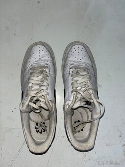 Nike - 2