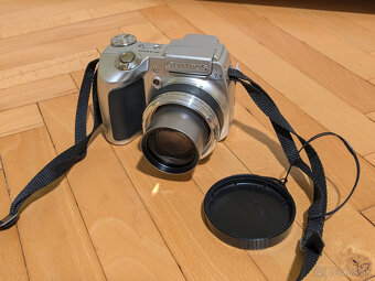 Olympus sp510uz - 2