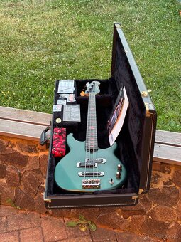 Yamaha BB3000MA Bass - signature Michael Anthony (Van Halen) - 2